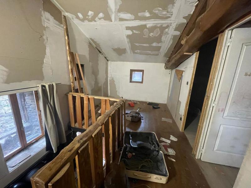 Maison - 300 m² - 4 pièces