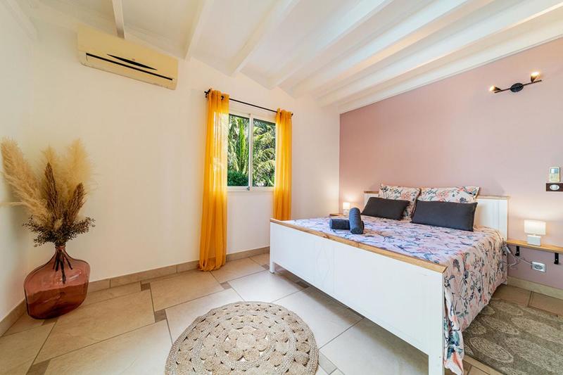 Propriété - 248 m² - 8 pièces