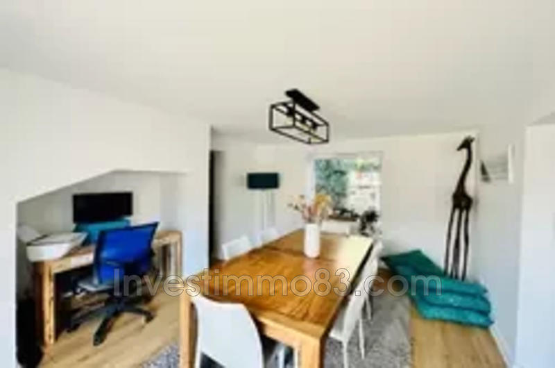 Maison de village - 85 m² - 5 pièces