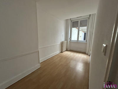 Appartement - 125 m² - 5 pièces
