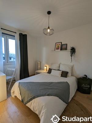 Chambre - 15 m² - 1 pièce