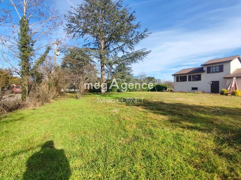 Terrain constructible - 760 m²