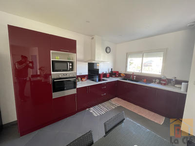 Maison - 77 m² - 3 pièces