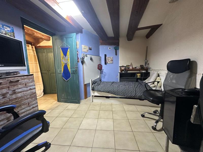 Appartement - 110 m² - 5 pièces