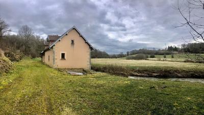 Moulin - 130 m² - 5 pièces