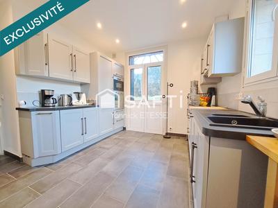 Maison - 117 m² - 6 pièces