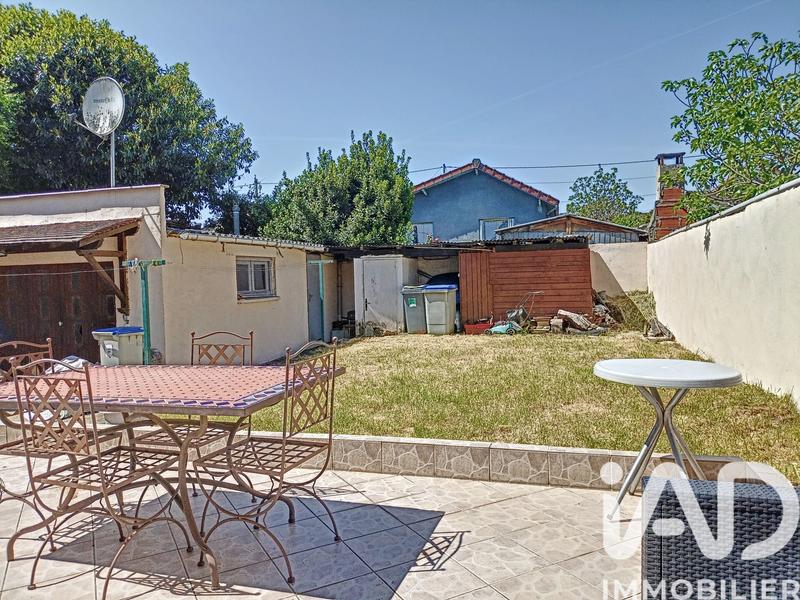 Maison - 156 m² - 8 pièces