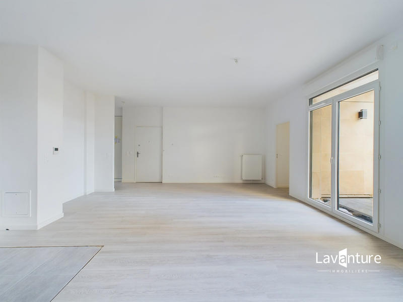 Appartement - 100 m² - 5 pièces