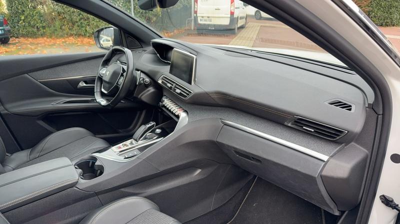 Peugeot 3008 1.6 Thp 225 Hybride e-Eat8 Gt Line