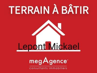 Terrain constructible - 762 m²