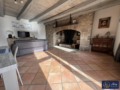 Maison ancienne - 124 m² - 4 pièces