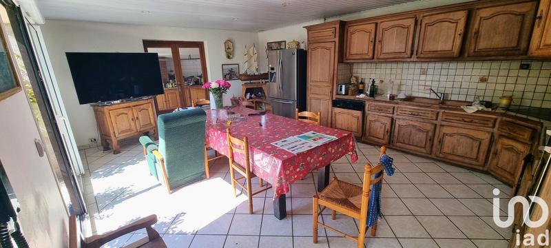 Maison - 260 m² - 7 pièces