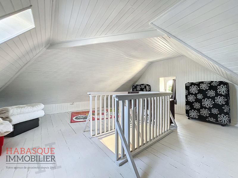 Maison - 95 m² - 6 pièces