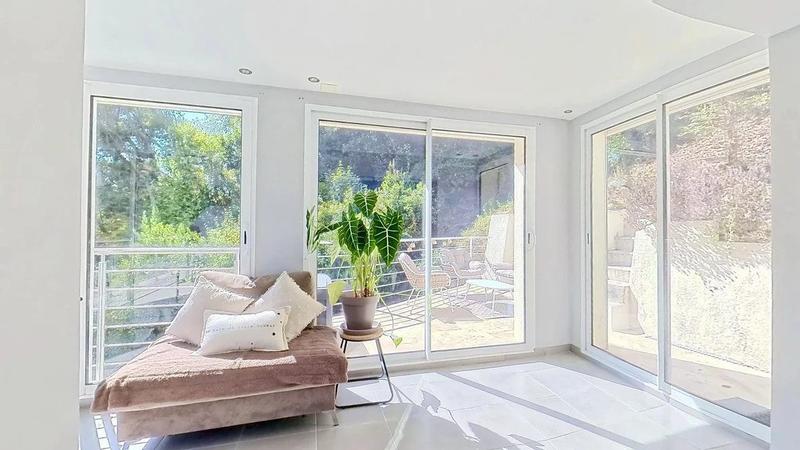 Maison - 117 m² - 5 pièces