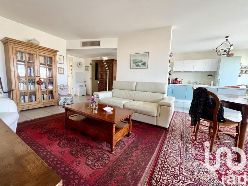 Appartement - 77 m² - 3 pièces