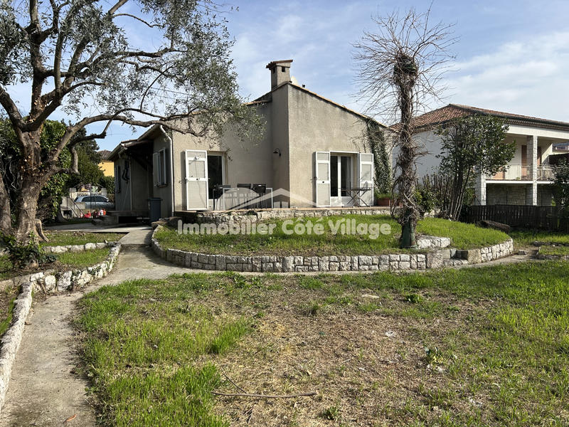 Villa - 90 m² - 4 pièces