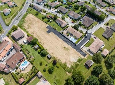 Terrain constructible - 750 m²