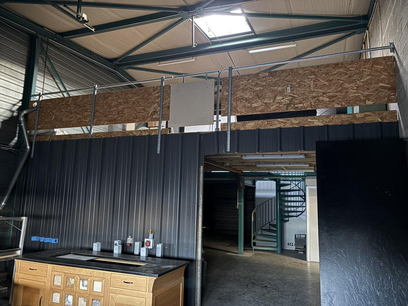 Local commercial - 660 m²