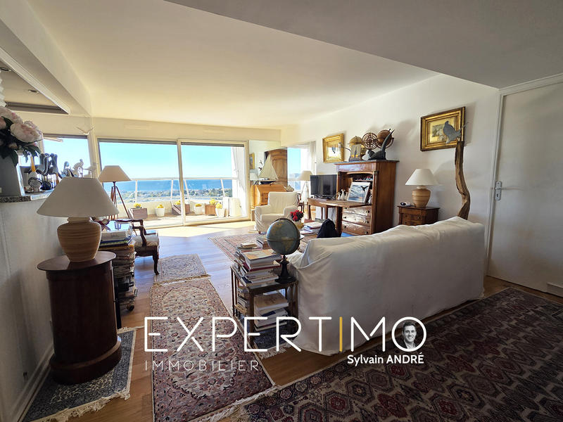 Appartement - 92 m² - 4 pièces