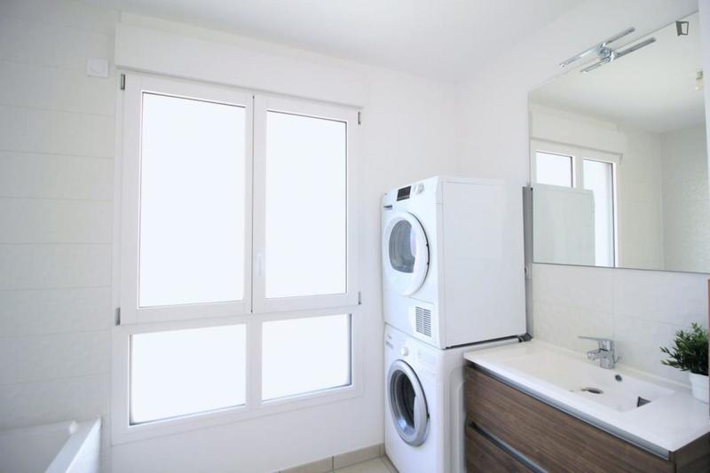 Chambre - 12 m² - 4 pièces