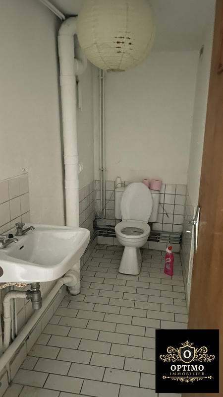 Magasins - 40 m² - 2 pièces