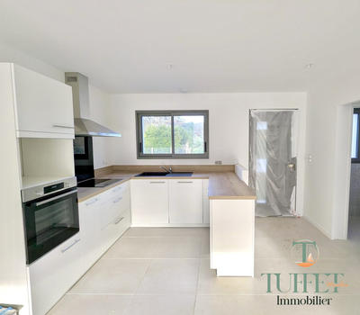 Maison contemporaine - 99 m² - 4 pièces