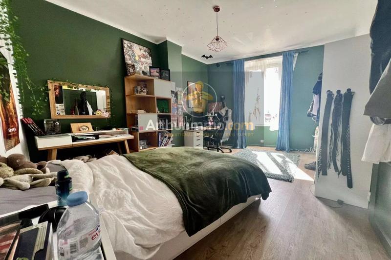 Maison - 150 m² - 4 pièces