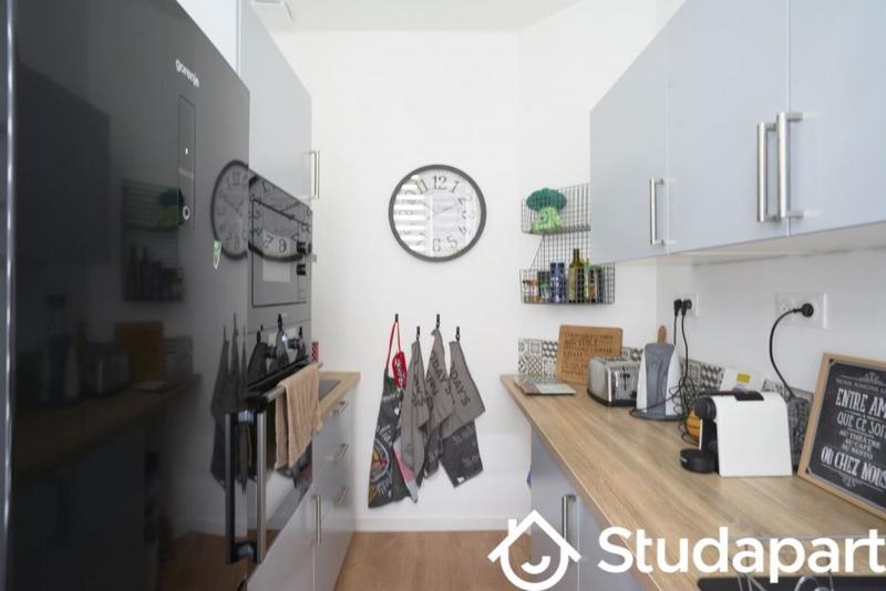 Chambre - 10 m² - 1 pièce