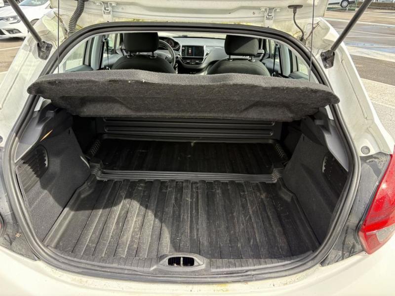 Peugeot 208 affaire BlueHDi 100 Premium