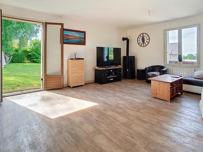 Maison - 200 m² - 7 pièces