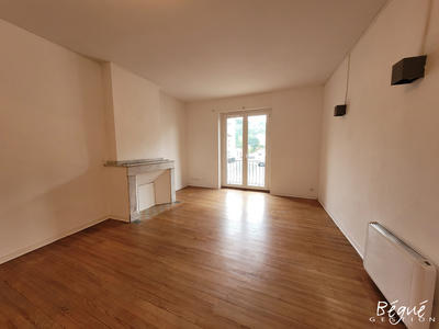 Appartement - 95 m² - 3 pièces