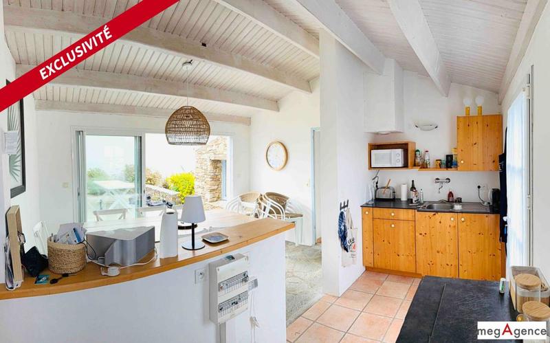 Maison traditionnelle - 140 m² - 9 pièces