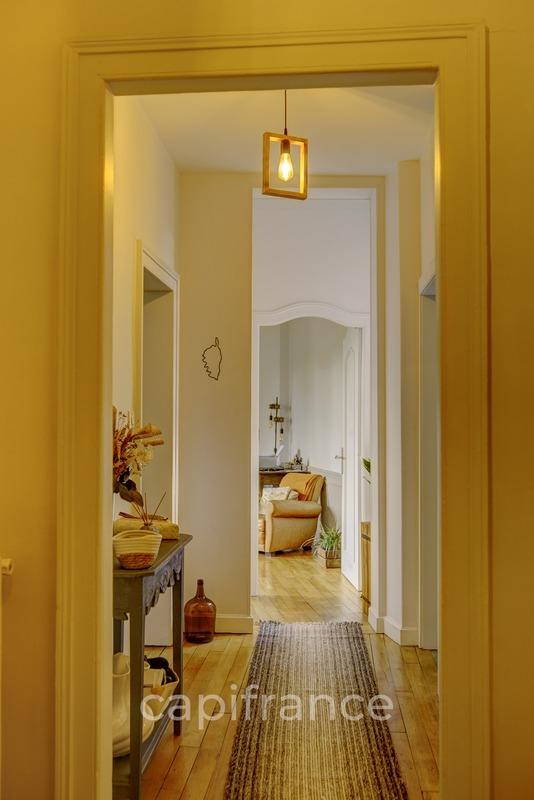 Appartement bourgeois - 130 m² - 4 pièces