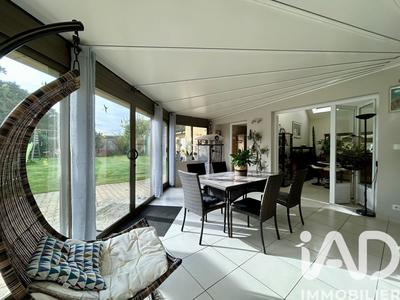 Maison - 150 m² - 8 pièces