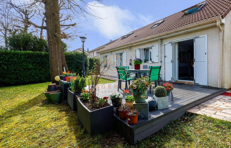 Maison - 175 m² - 8 pièces