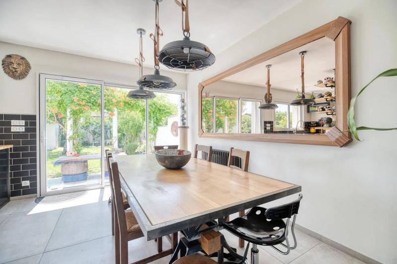 Maison - 190 m² - 6 pièces