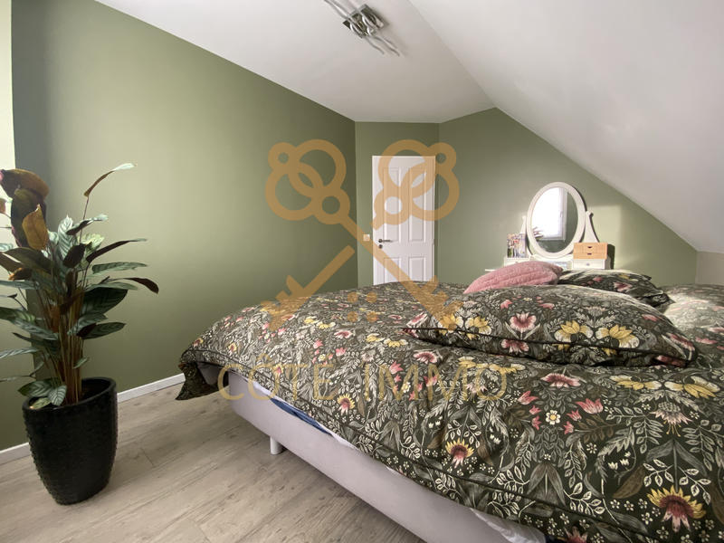 Maison - 102 m² - 5 pièces