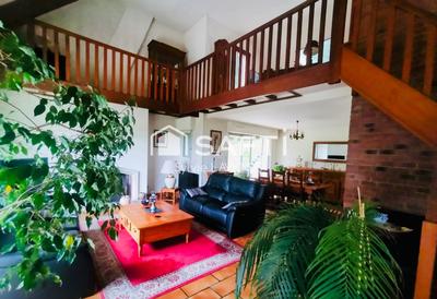 Maison - 147 m² - 7 pièces