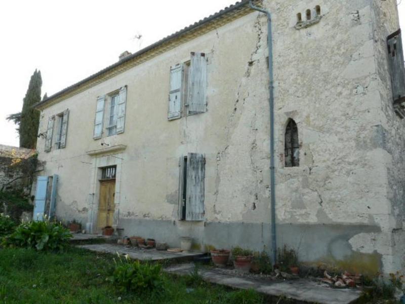 Maison de village - 400 m² - 11 pièces