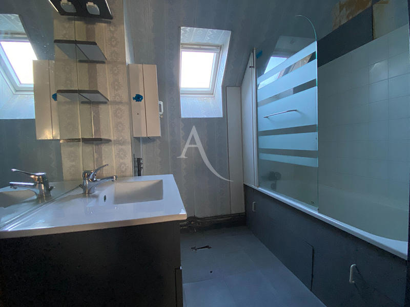 Maison - 109 m² - 6 pièces