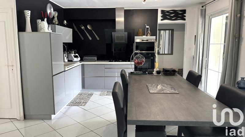 Maison - 206 m² - 9 pièces