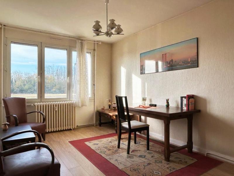Appartement - 86 m² - 4 pièces