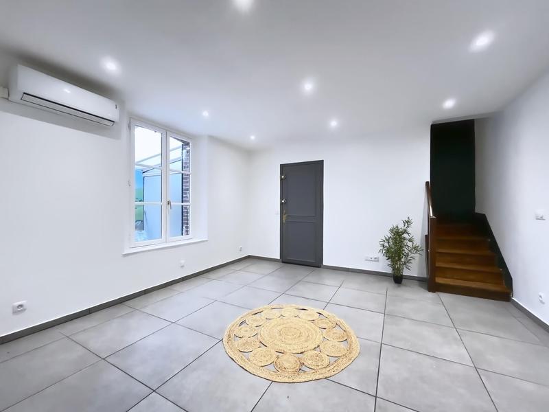 Maison - 93 m² - 4 pièces