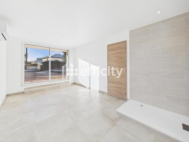 Pavillon - 189 m² - 8 pièces