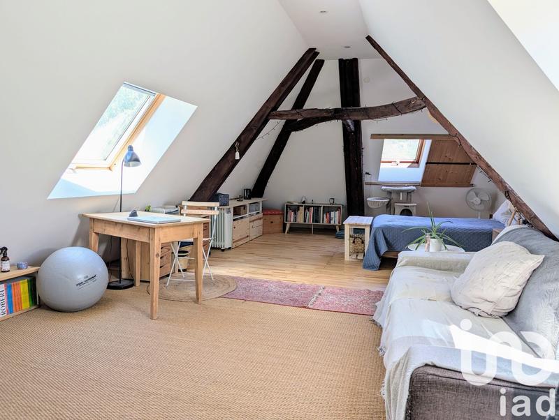 Maison - 201 m² - 7 pièces