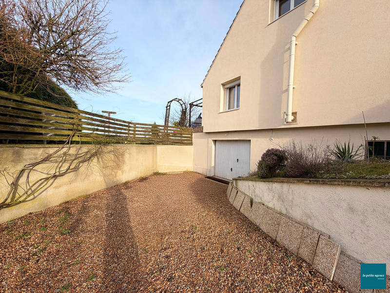 Maison - 102 m² - 6 pièces