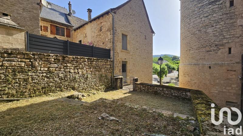 Maison de village - 216 m² - 12 pièces