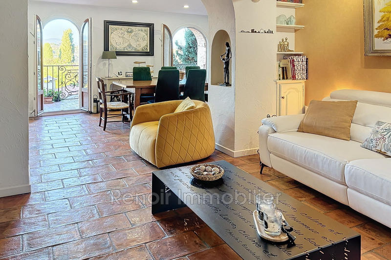 Appartement - 84 m² - 4 pièces