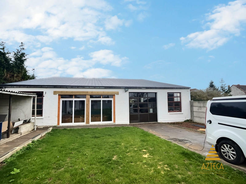 Maison - 221 m² - 8 pièces