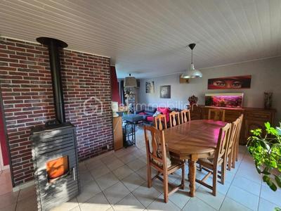 Maison traditionnelle - 152 m² - 8 pièces